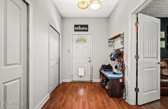 $379,000 | 995 Spring Creek Road, Dandridge, TN 37725