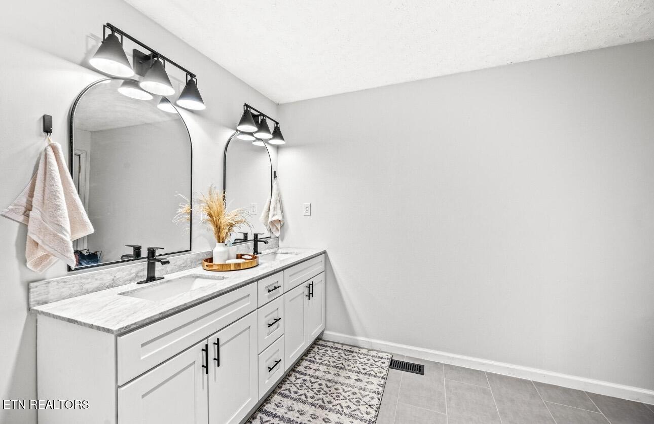 995 Spring Creek Road Dandridge, TN 37725 - Photo 9 of 33 24