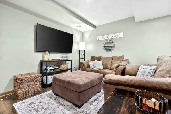 $399,900 | W5981 Woodsedge Court, Appleton, WI 54915