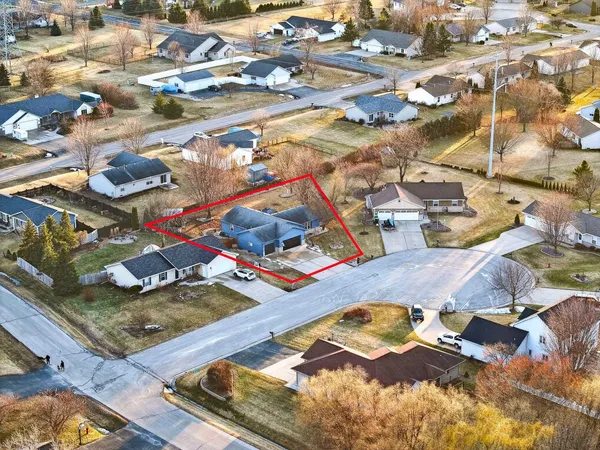 $399,900 | W5981 Woodsedge Court, Appleton, WI 54915