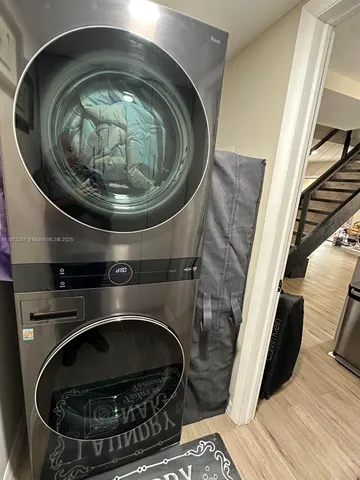 $420,000 | 6609 Southwest 116th Place, Unit E, Miami, FL 33173