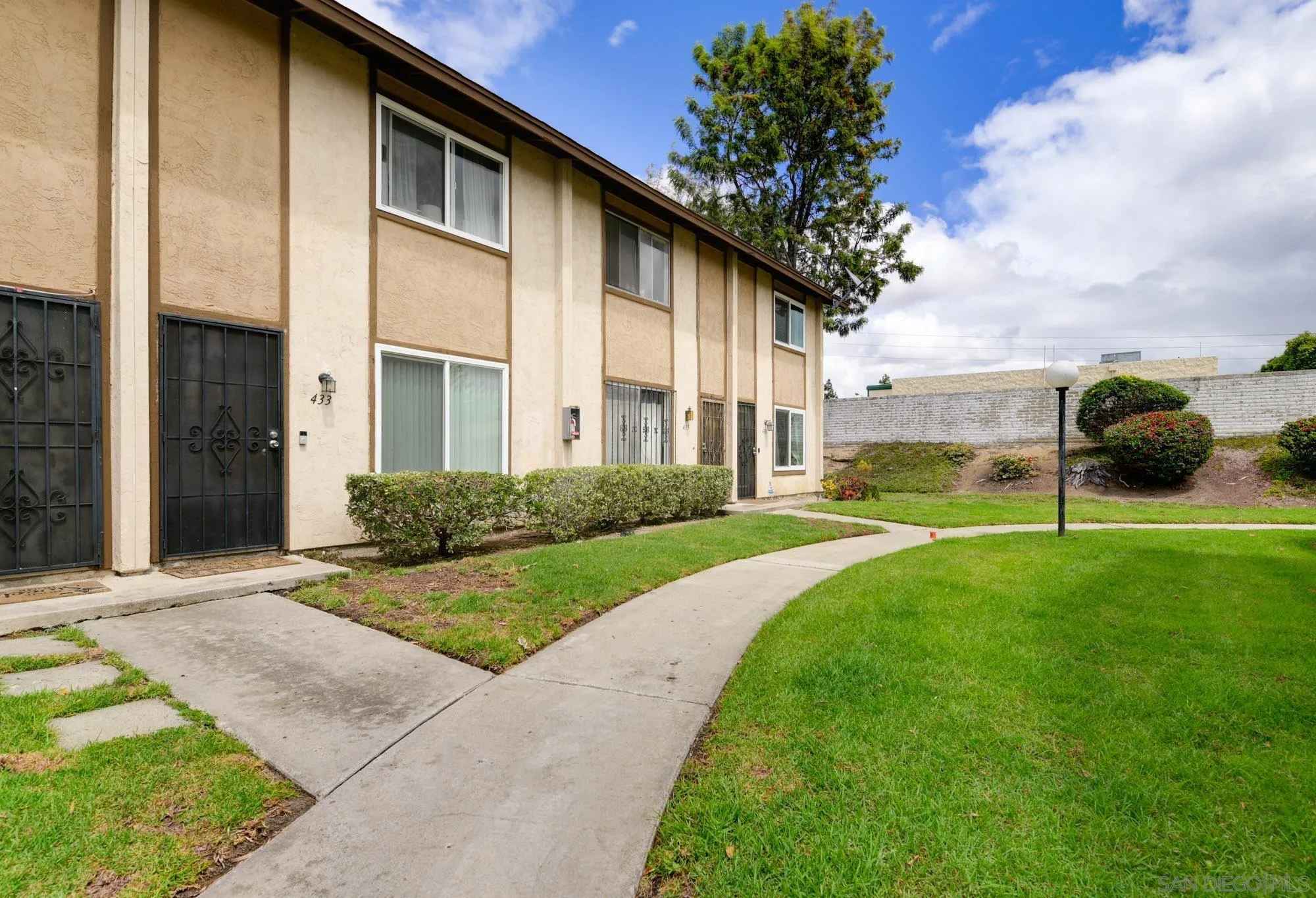 437 Ridgeway Court Spring Valley, CA 91977 - Photo 25 of 26