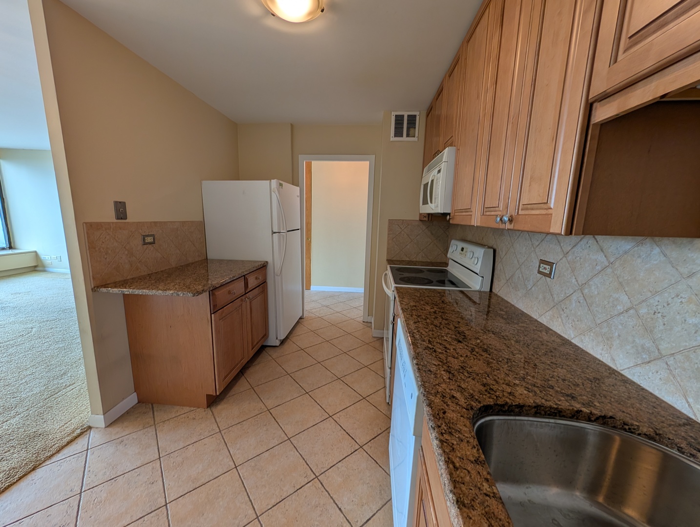 5455 North Sheridan Road, Unit 3103 Chicago, IL 60640 - Photo 4 of 27