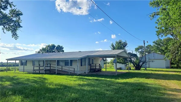 $155,000 | 488 60th Road, Toronto, KS 66777