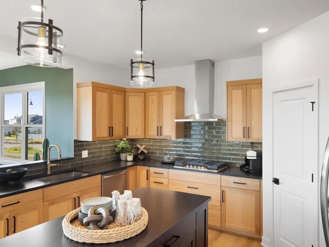 $750,000 | 2065 Tamarack Road, Carver, MN 55315