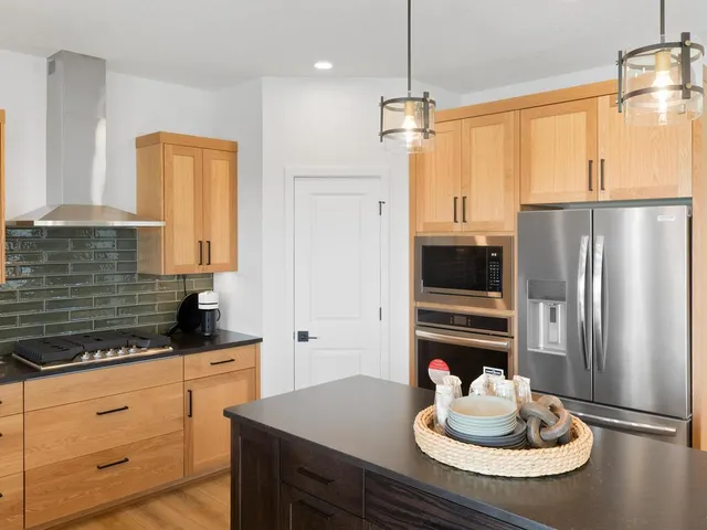 $750,000 | 2065 Tamarack Road, Carver, MN 55315