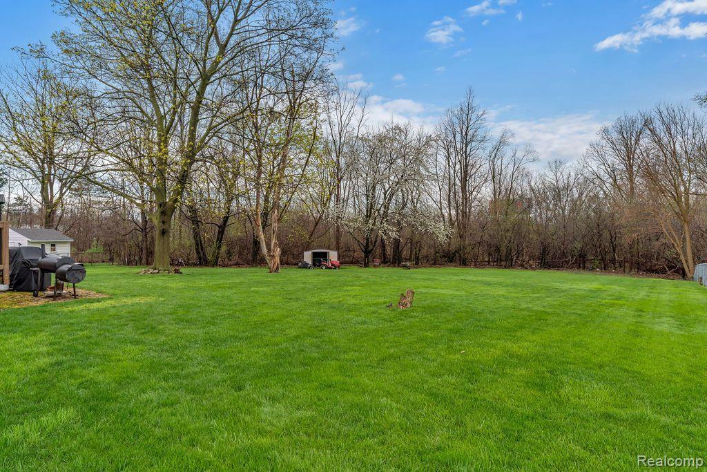 3547 Ridgecliffe Drive Flint, MI 48532 - Photo 36 of 36 Gallery Image 36
