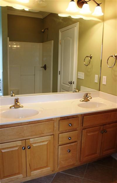 2845 Jenna Rest Lexington, KY 40511 - Photo 10 of 14 Master Bath features: Ceramic Tile, doub