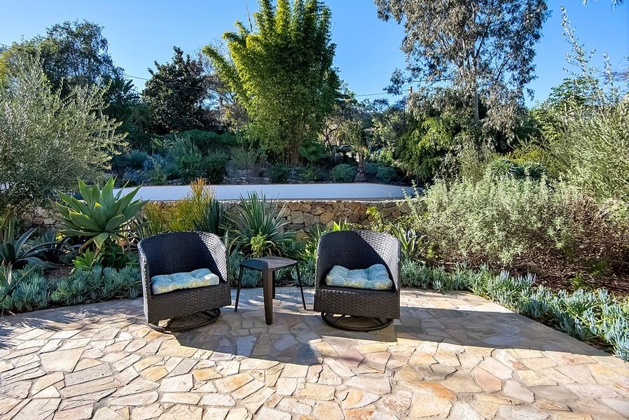 2168 Ranch View Terrace Encinitas, CA 92024 - Photo 4 of 25