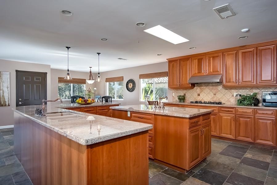 2168 Ranch View Terrace Encinitas, CA 92024 - Photo 9 of 25
