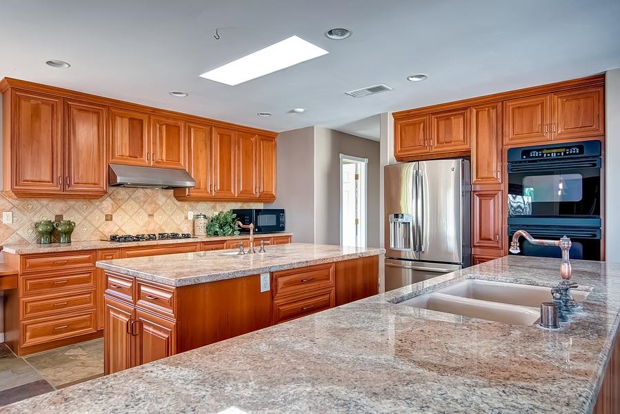 2168 Ranch View Terrace Encinitas, CA 92024 - Photo 10 of 25