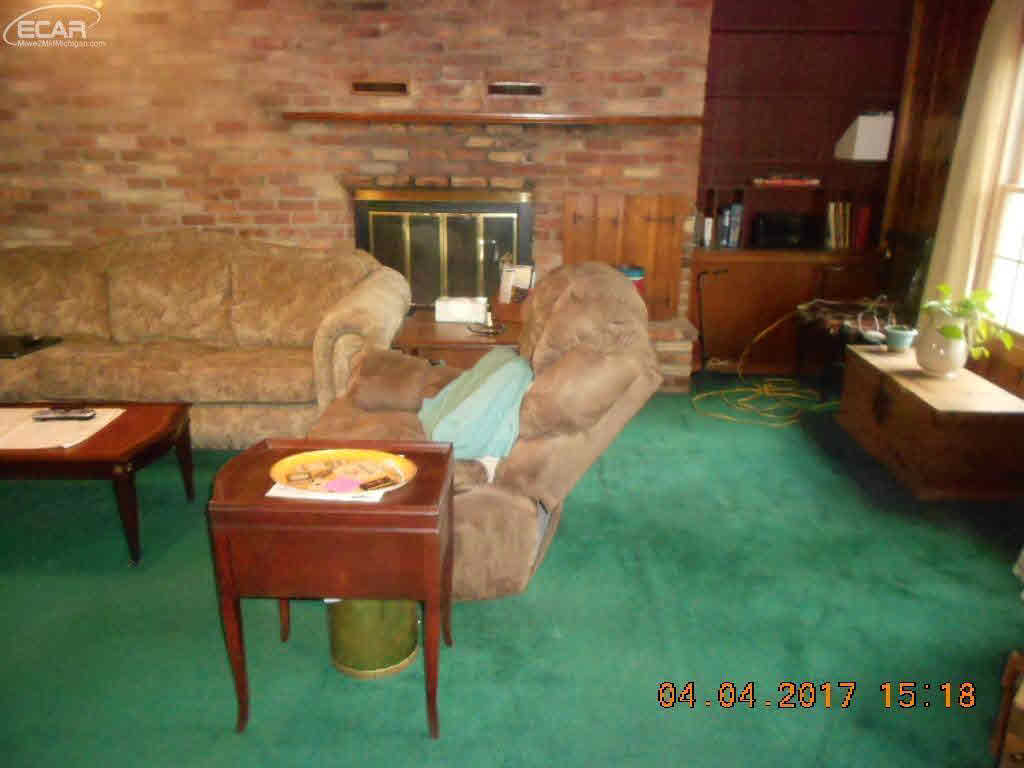 12184 Morrish Road Clio, MI 48420 - Photo 11 of 31 21279317-10.JPG