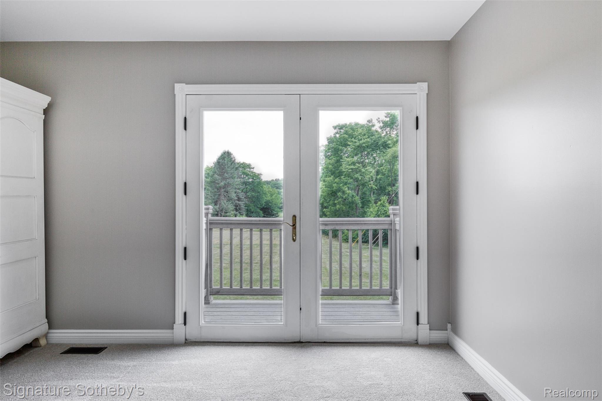 47296 Denton Road Belleville, MI 48111 - Photo 17 of 33 French door to private master balcony
