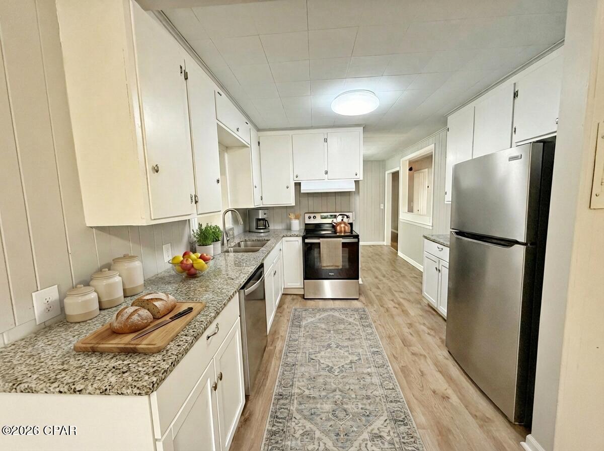 2944 Cherokee Street Marianna, FL 32446 - Photo 3 of 31
