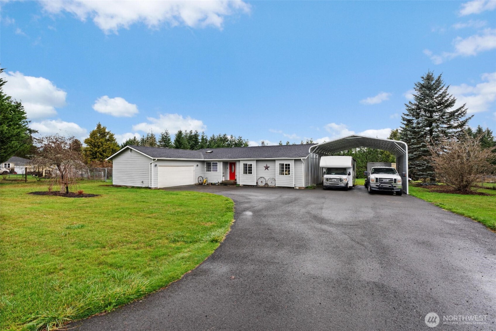 888 King Road Winlock, WA 98596 - Photo 2 of 29