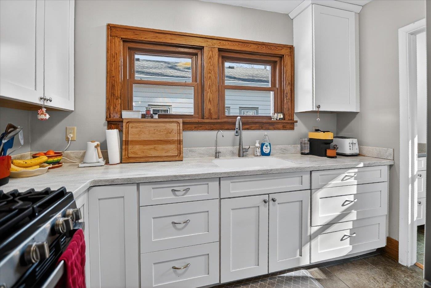 129 Dunning Street Madison, WI 53704 - Photo 12 of 25