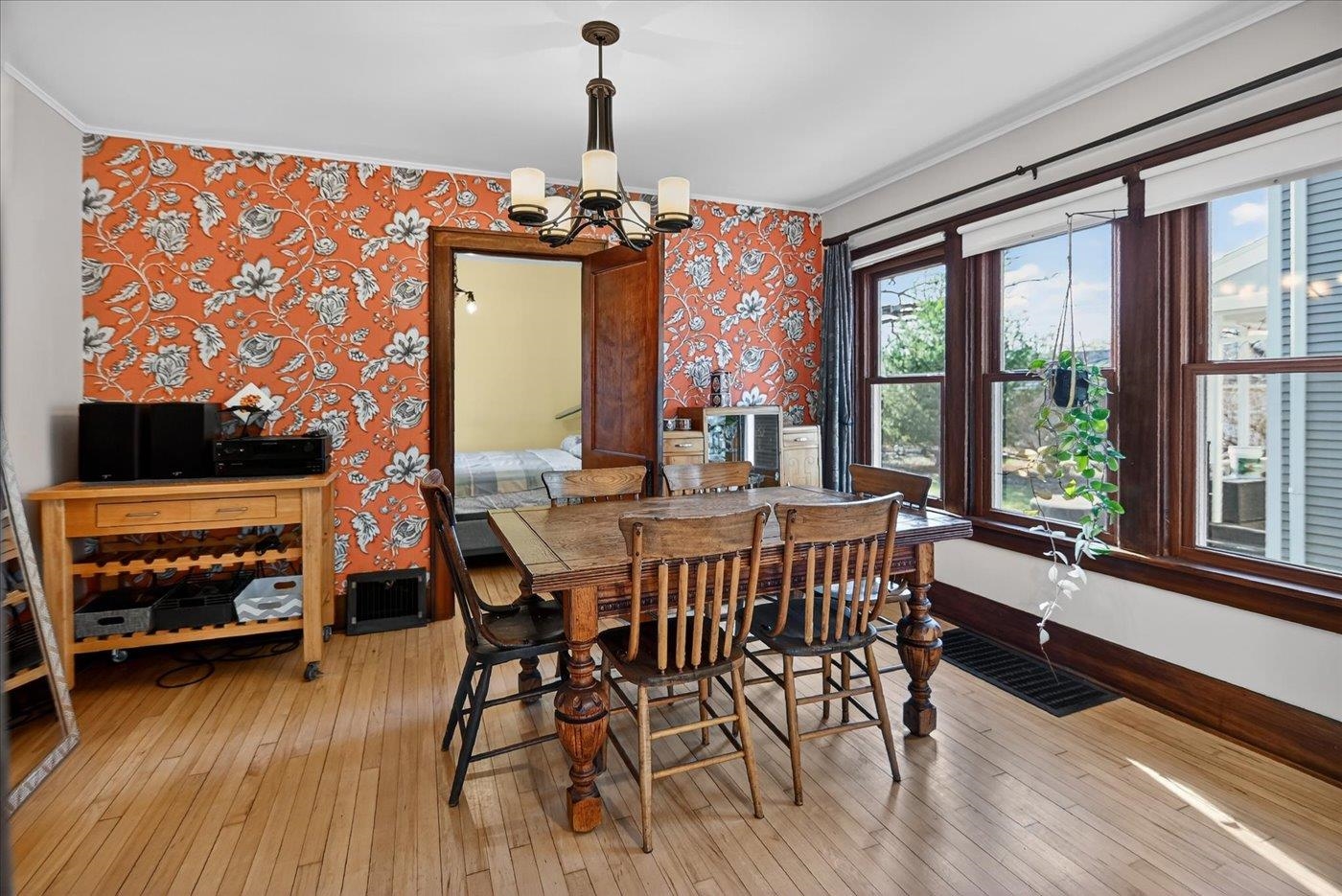 129 Dunning Street Madison, WI 53704 - Photo 8 of 25