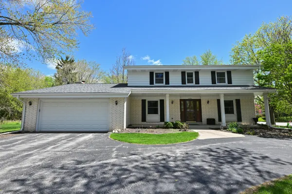 $543,000 | 2490 De Carlin Drive, Brookfield, WI 53045