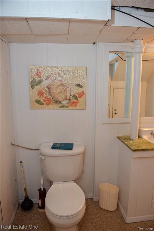 1853 Massoit Road Royal Oak, MI 48073 - Photo 27 of 38