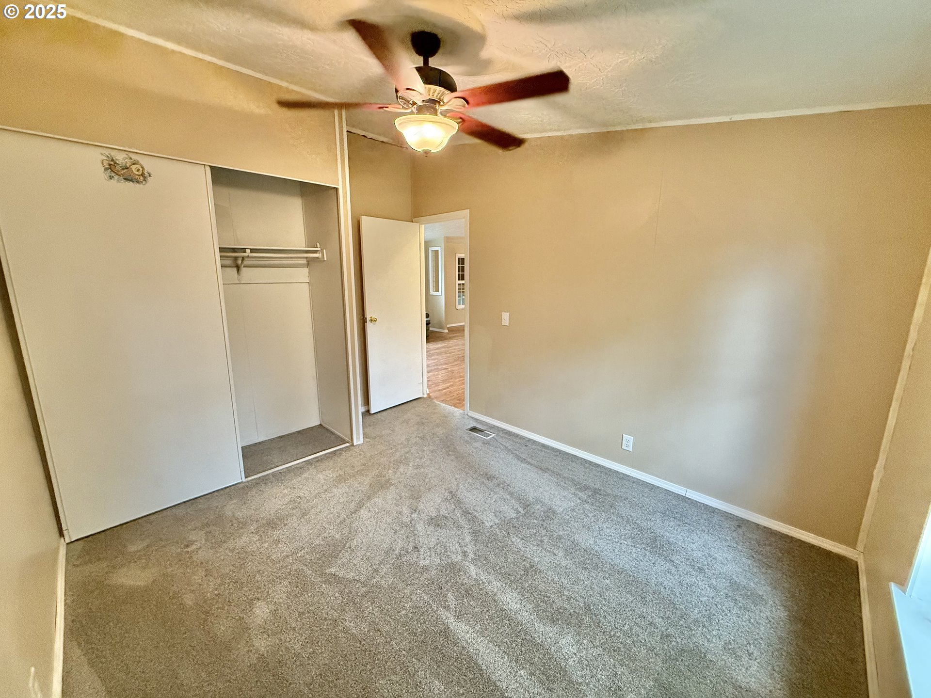 1282 3rd Street, Unit 37 Lafayette, OR 97127 - Photo 26 of 31 a view of an empty room