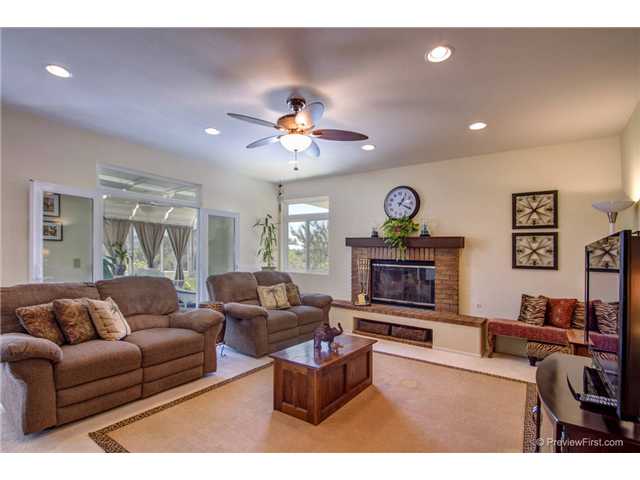 14365 Sandhill Road Poway, CA 92064 - Photo 10 of 25