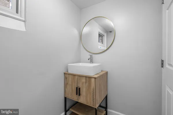 $489,999 | 1614 Q Street Southeast, Washington, DC 20020