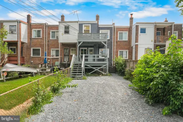$489,999 | 1614 Q Street Southeast, Washington, DC 20020