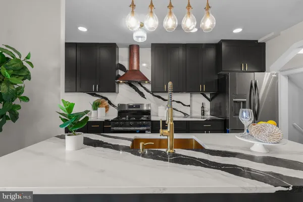 $489,999 | 1614 Q Street Southeast, Washington, DC 20020