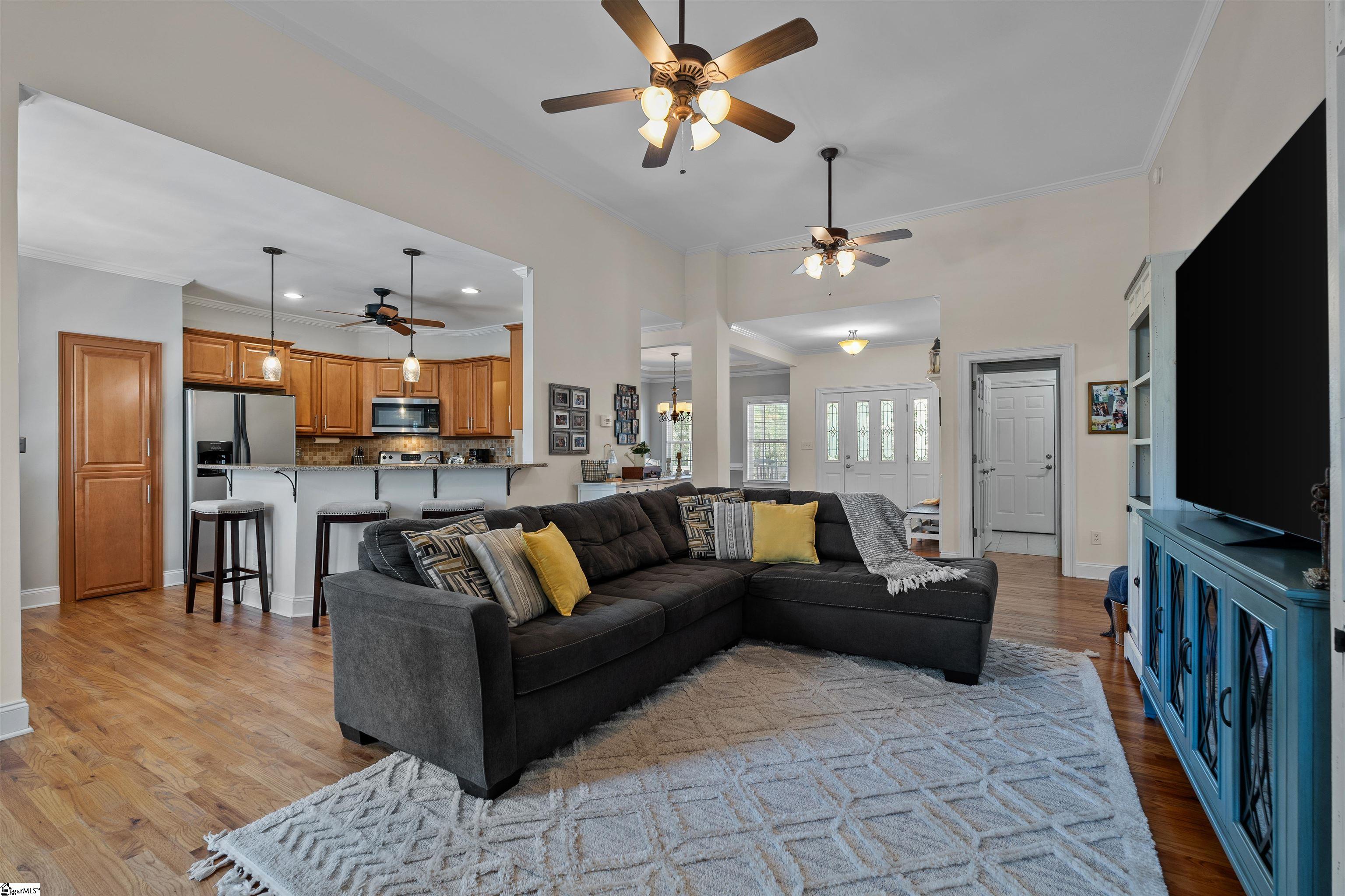 402 Arbor Way Seneca, SC 29672 - Photo 9 of 50