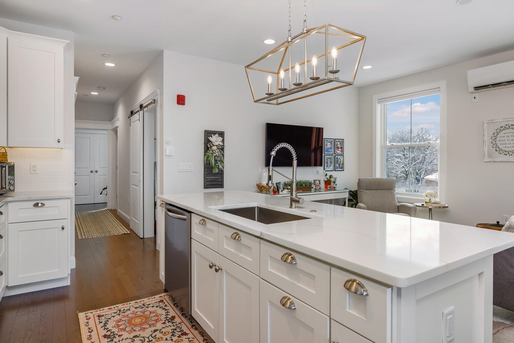 12 R Front Street, Unit 303 Exeter, NH 03833 - Photo 11 of 33