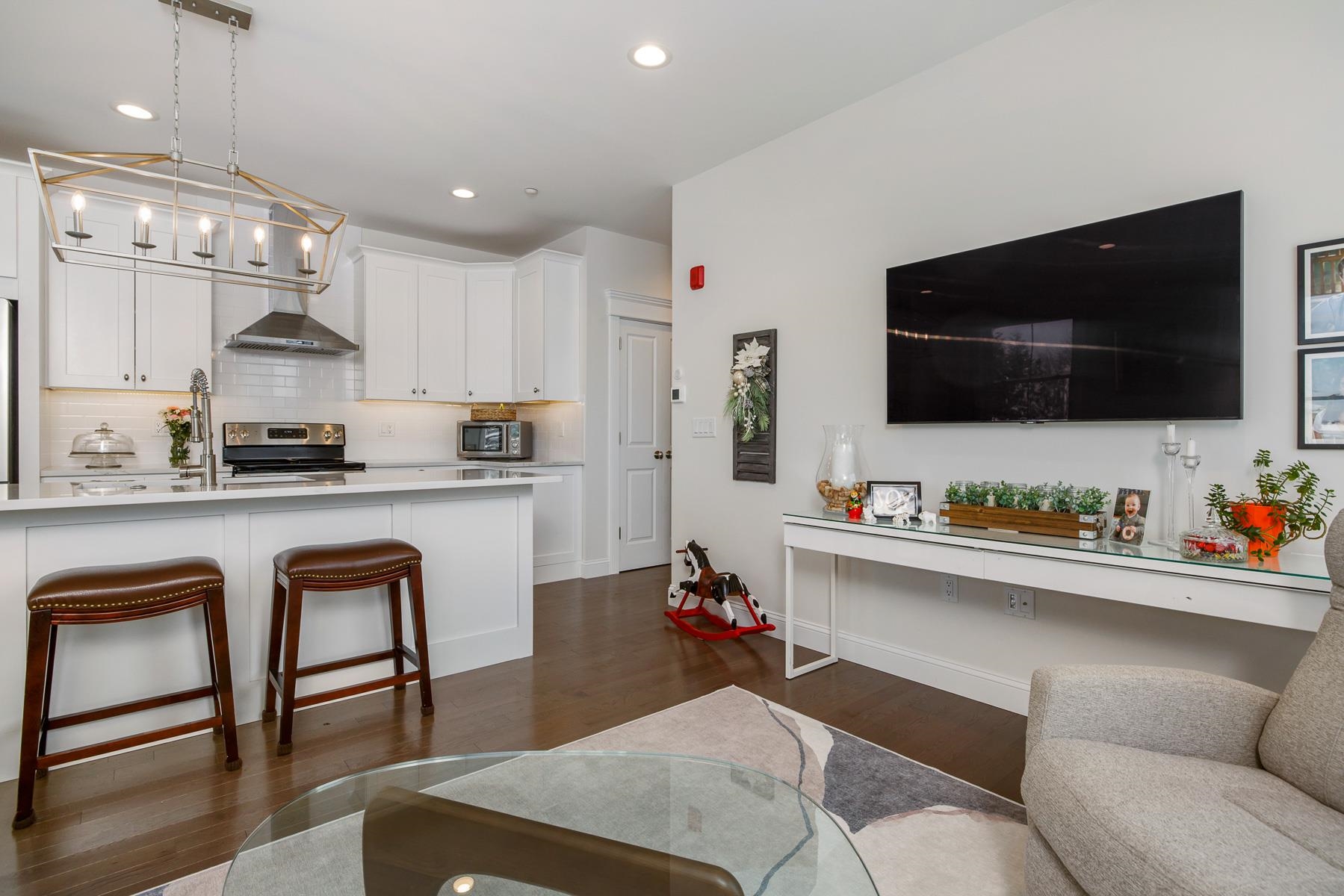 12 R Front Street, Unit 303 Exeter, NH 03833 - Photo 12 of 33