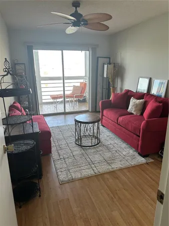 $1,949 | 3043 Exeter, Boca Raton, FL 33434