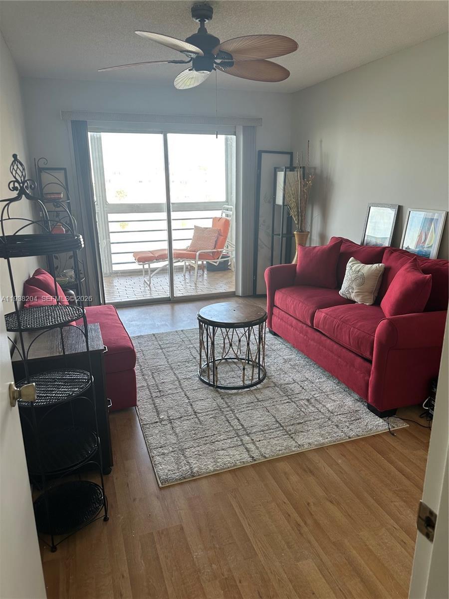 3043 Exeter Boca Raton, FL 33434 - Photo 3 of 9 Photo 3