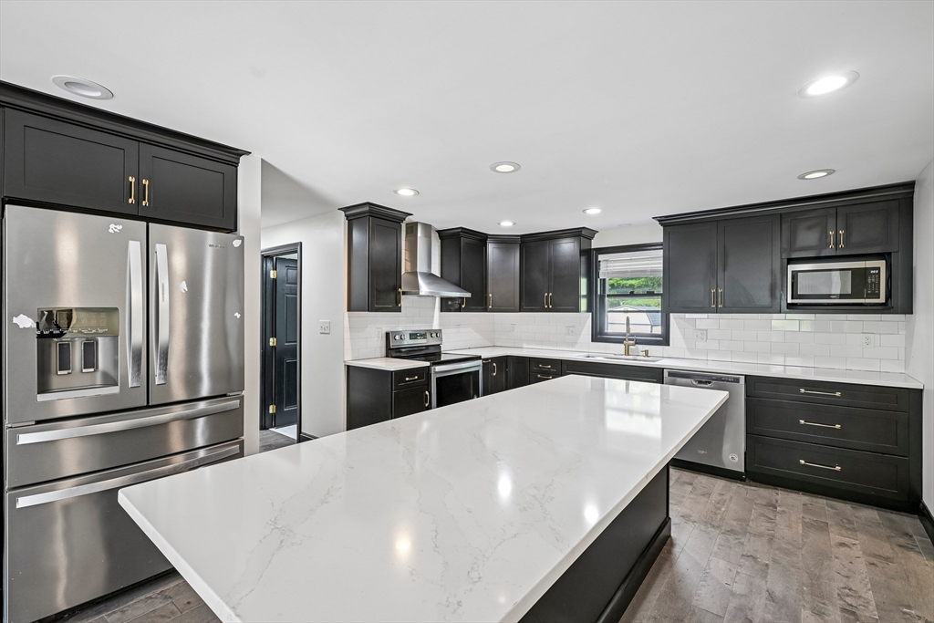 6 Susan Circle Carver, MA 02330 - Photo 6 of 37