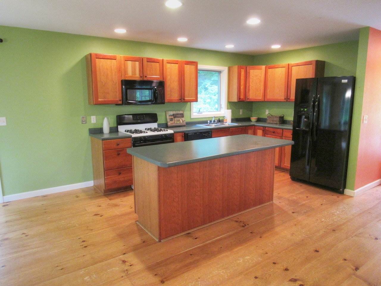 333 Wentworth Road Bolton, VT 05477 - Photo 19 of 25 Gallery Image 19