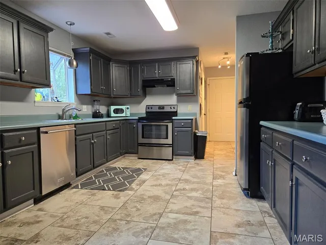 $299,900 | 22 South Pindwood Lane, Cape Girardeau, MO 63703