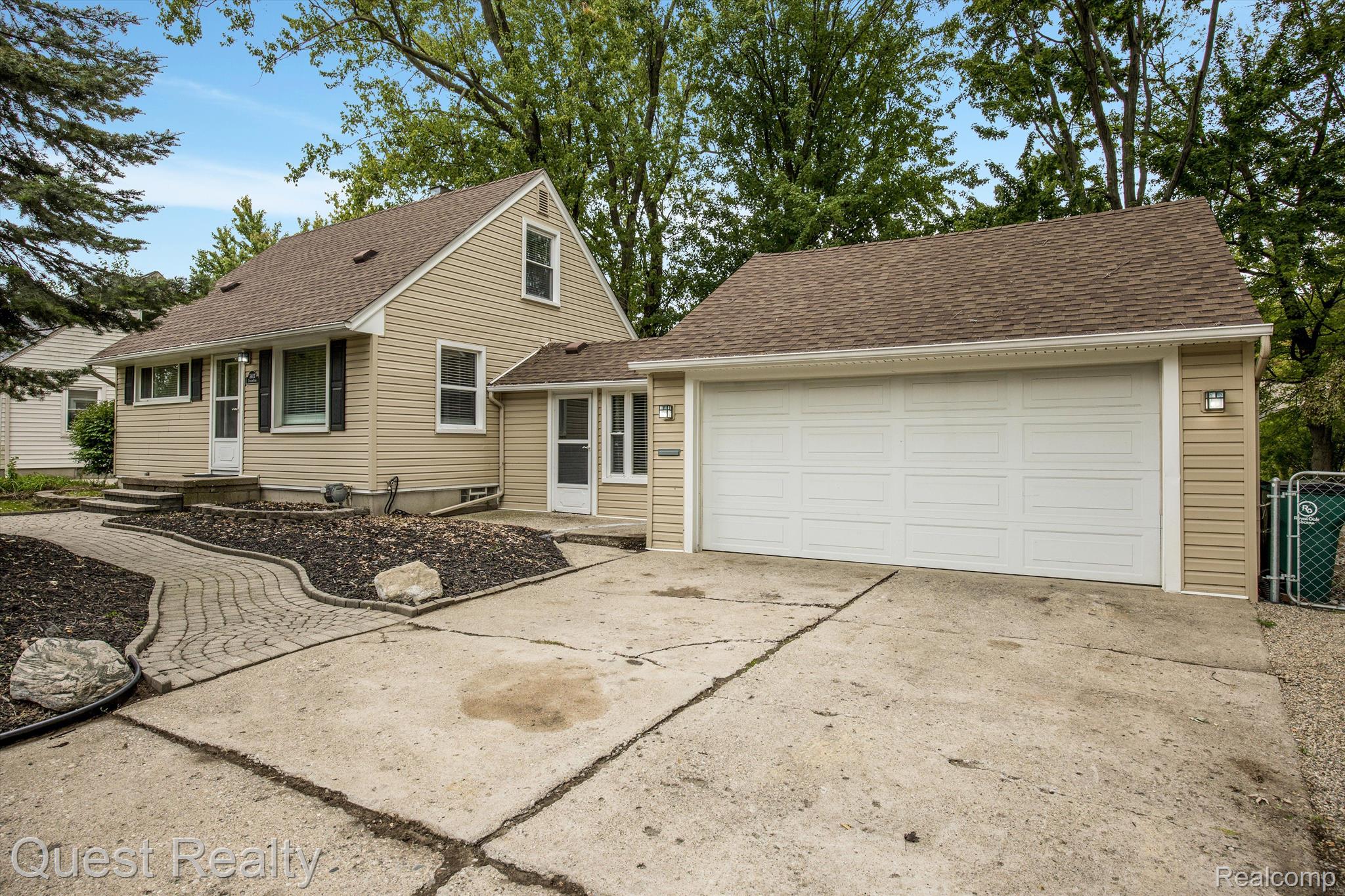 3403 Durham Road Royal Oak, MI 48073 - Photo 1 of 31 Gallery Image 1