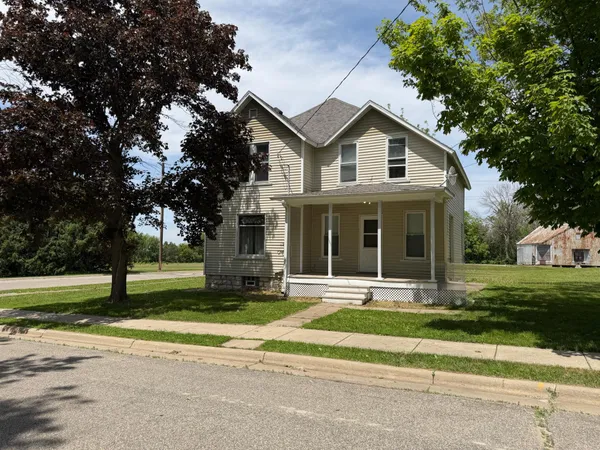 $115,000 | 122 West Carimona Street, Wykoff, MN 55990