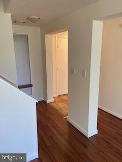 1823 North Shore Court Reston, VA 20190 - Photo 10 of 69