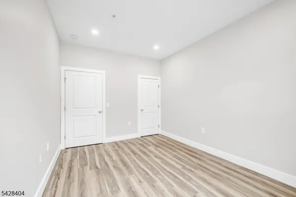 $2,800 | 66 Mt Prospect Avenue, Unit 4, Clifton, NJ 07013