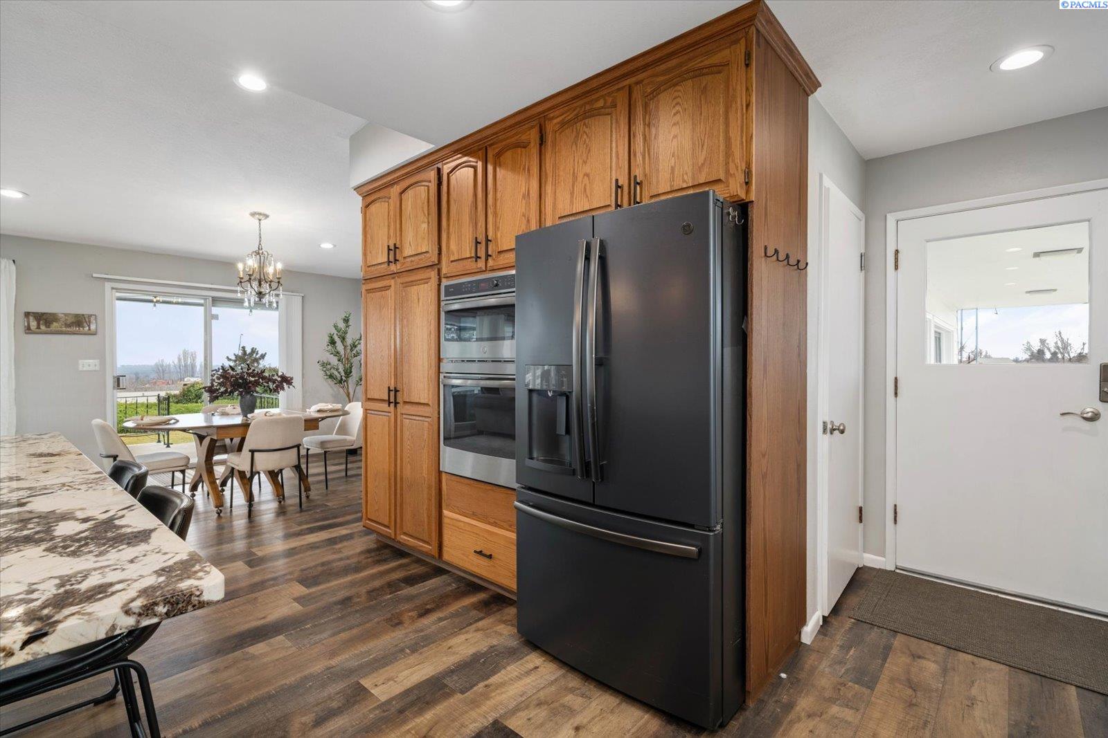 1664 South Euclid Road Grandview, WA 98930 - Photo 15 of 50 Gallery Image 15