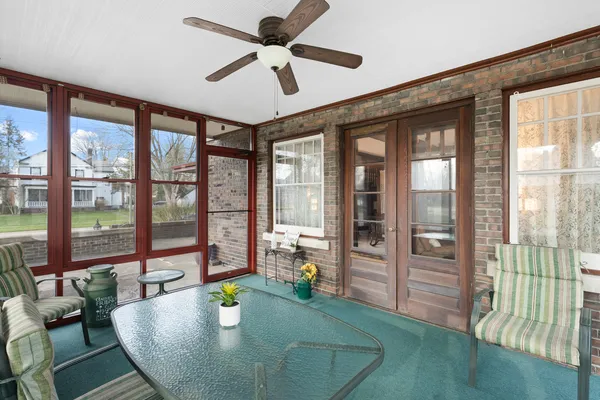 $309,900 | 205 East Lincoln Avenue, Watseka, IL 60970
