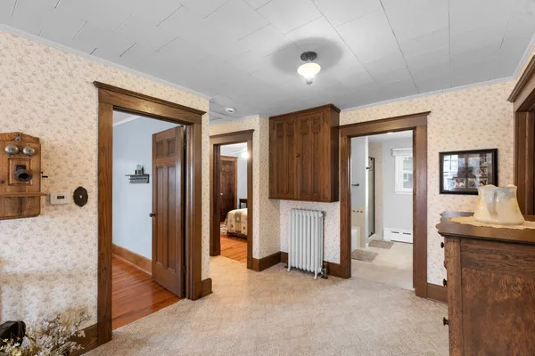 $309,900 | 205 East Lincoln Avenue, Watseka, IL 60970