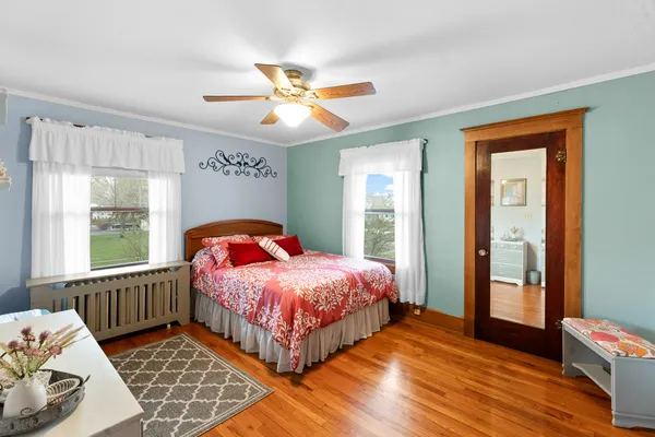 $309,900 | 205 East Lincoln Avenue, Watseka, IL 60970