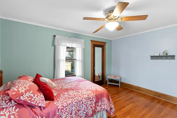 $309,900 | 205 East Lincoln Avenue, Watseka, IL 60970