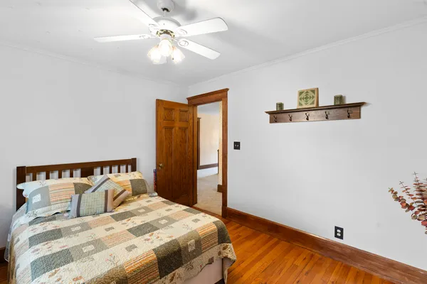 $309,900 | 205 East Lincoln Avenue, Watseka, IL 60970