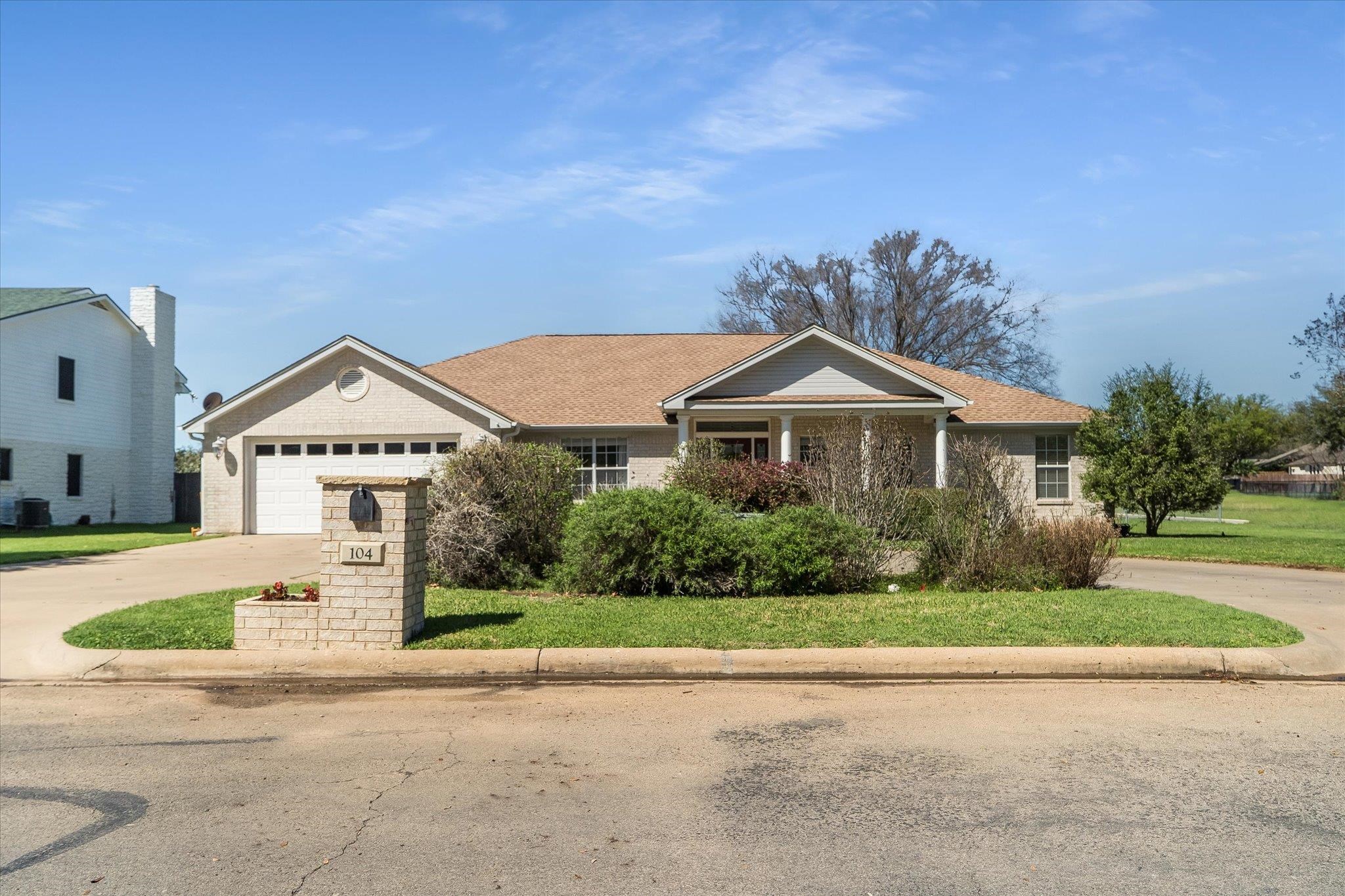 104 Firestone Place Meadowlakes, TX 78654 - Photo 1 of 20