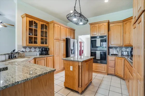 $545,000 | 104 Firestone Place, Meadowlakes, TX 78654