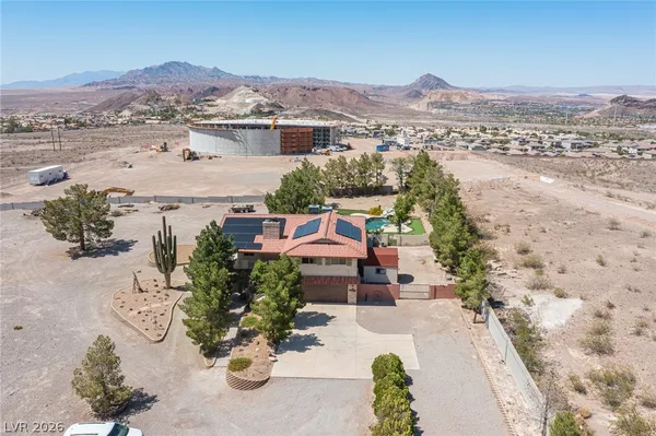 $2,250,000 | 1106 East Athens Avenue, Henderson, NV 89015