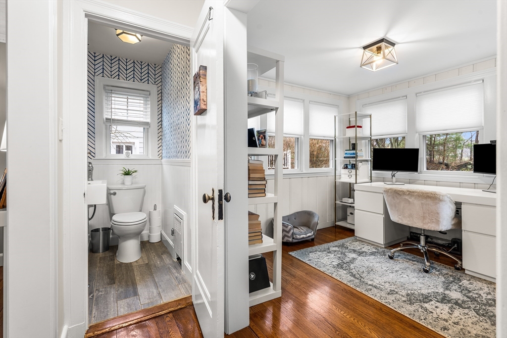 104 Gulliver Street Milton, MA 02186 - Photo 14 of 36